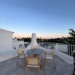 Valentina-sunny 2 Bedroom House With Pool