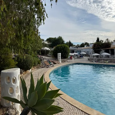 Valentina-sunny 2 Bedroom House With Pool