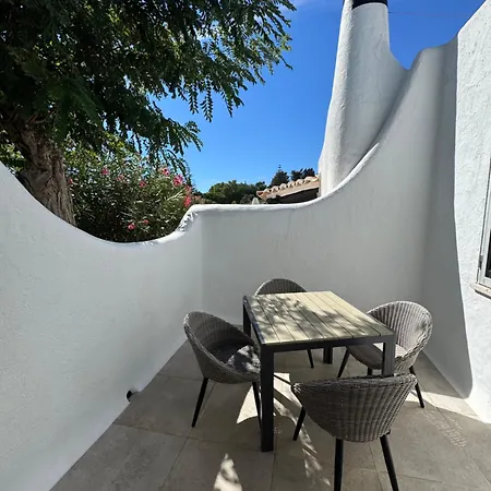 度假居 Valentina-sunny 2 Bedroom House With Pool *
