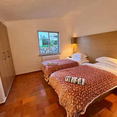 度假居 Valentina-sunny 2 Bedroom House With Pool