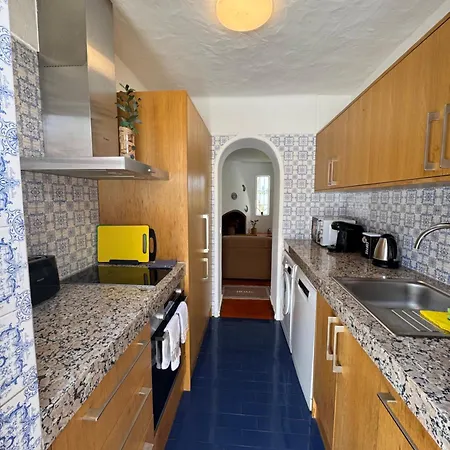 Valentina-sunny 2 Bedroom House With Pool