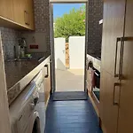 Valentina-sunny 2 Bedroom House With Pool Holiday home