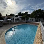 Valentina-sunny 2 Bedroom House With Pool Holiday home *