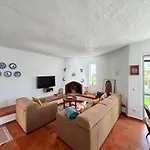 Valentina-sunny 2 Bedroom House With Pool Casa vacanze