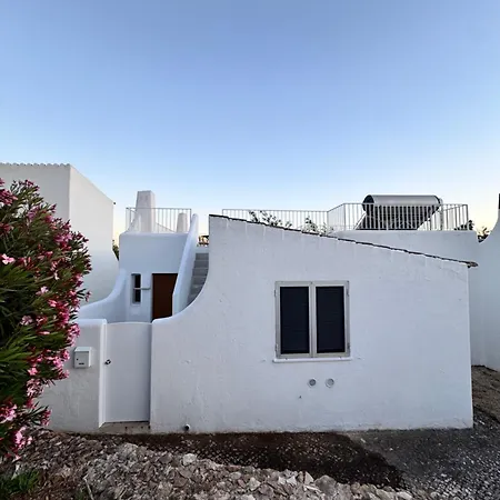 Valentina-sunny 2 Bedroom House With Pool 別荘