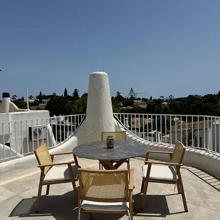 Valentina-sunny 2 Bedroom House With Pool
