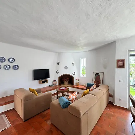 Valentina-sunny 2 Bedroom House With Pool 別荘