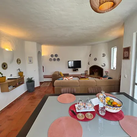 別荘 Valentina-sunny 2 Bedroom House With Pool カルヴォエイロ