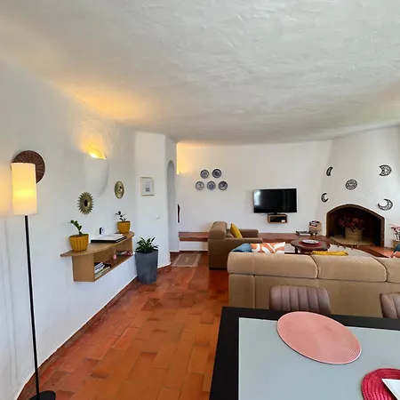 別荘 Valentina-sunny 2 Bedroom House With Pool