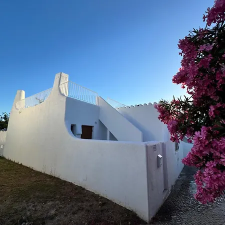 Valentina-sunny 2 Bedroom House With Pool * カルヴォエイロ