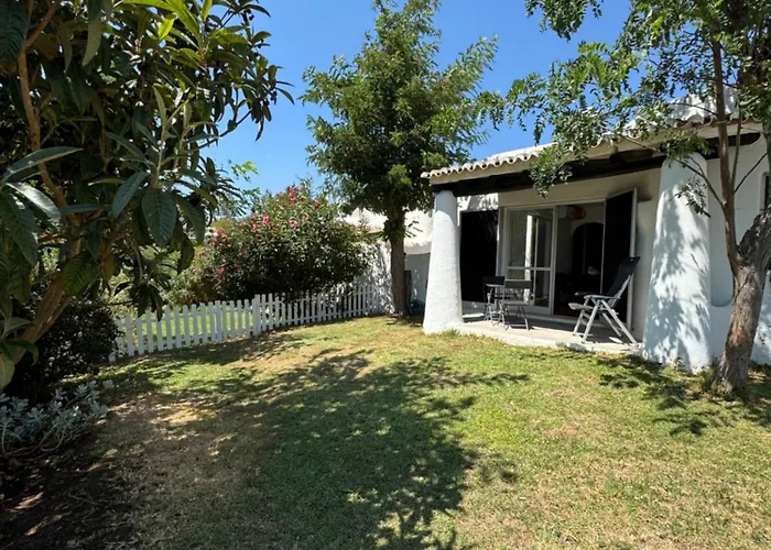 Casa vacanze Valentina-sunny 2 Bedroom House With Pool *