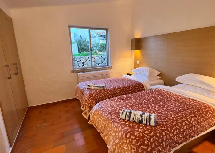 Casa vacanze Valentina-sunny 2 Bedroom House With Pool