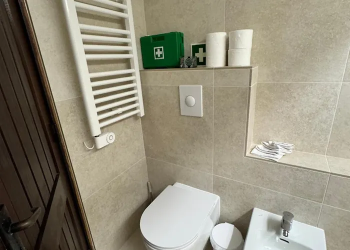 Casa vacanze Valentina-sunny 2 Bedroom House With Pool