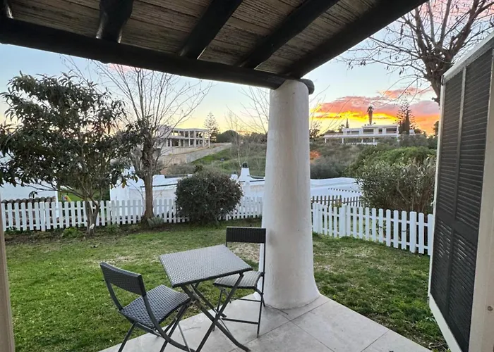 Valentina-sunny 2 Bedroom House With Pool